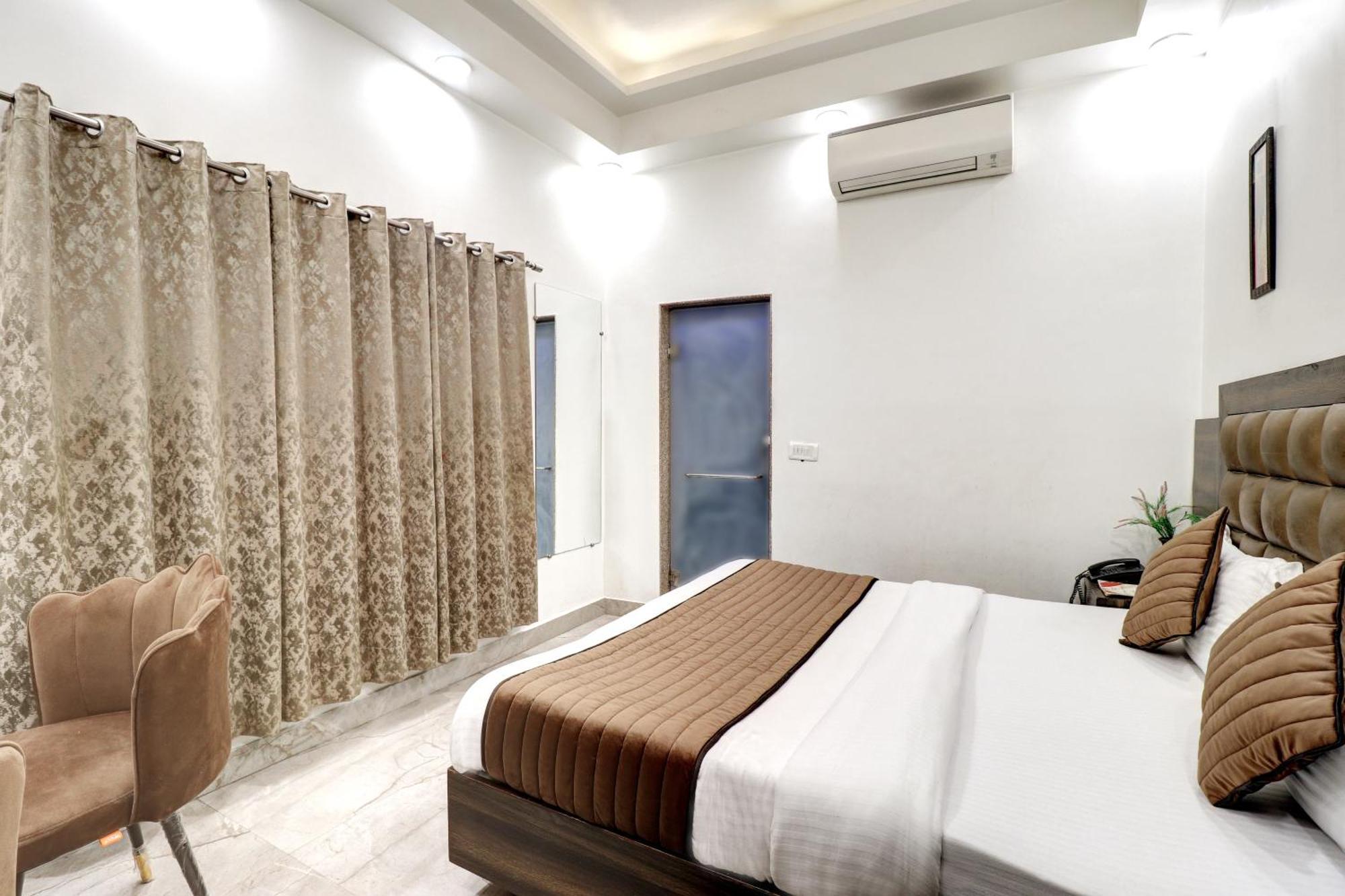 Hotel Emporio Dx - New Delhi Railway Station - Paharganj Exteriér fotografie
